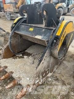 Godet MB BF 120.4 파쇄 버킷