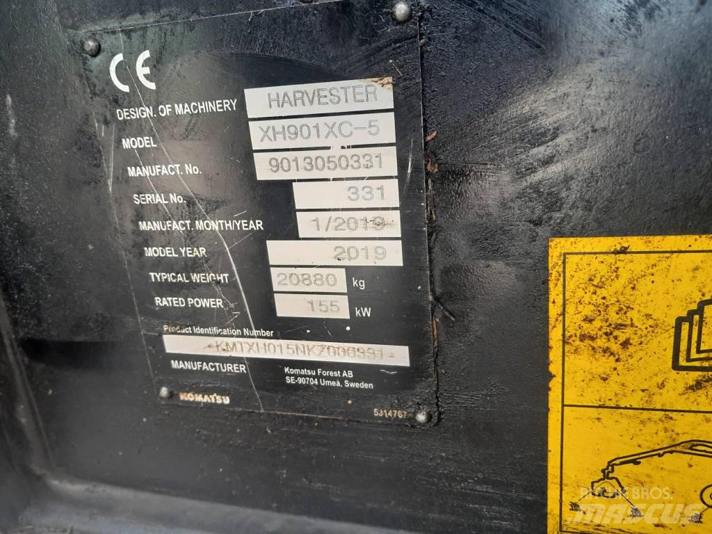 Komatsu 901 XC 원목 하베스터