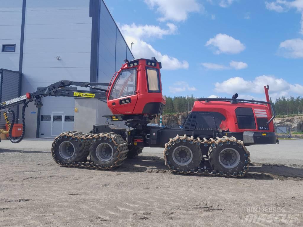 Komatsu 901 XC 원목 하베스터
