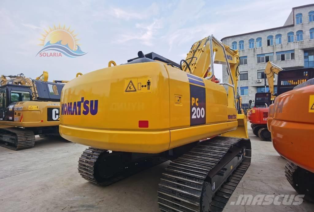 Komatsu PC 200-7 대형 굴삭기 29톤 이상