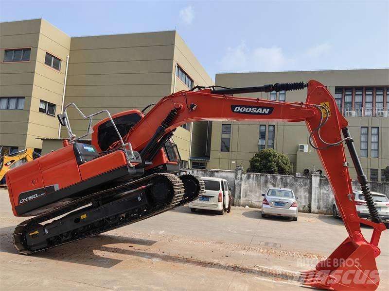 Doosan DX150 대형 굴삭기 29톤 이상