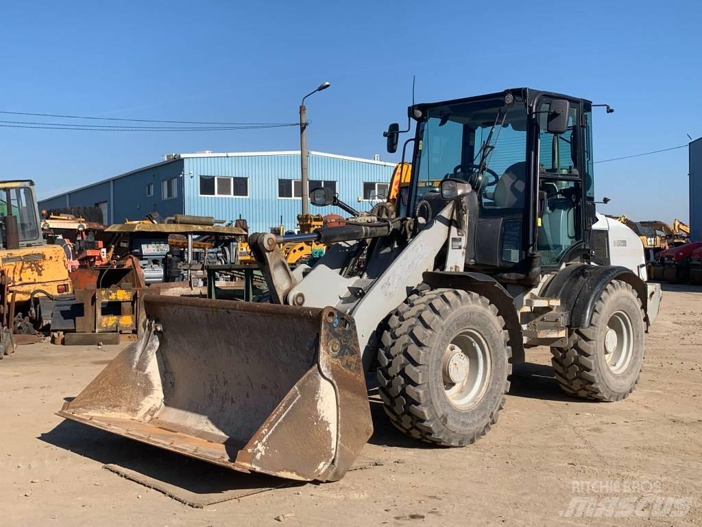 CAT 908H  휠로우더