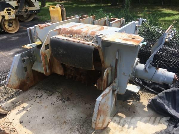 Wirtgen 2000 아스팔트 콜드 밀링 기계