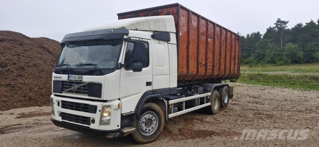 Volvo J4CFC 훅 리프트 트럭