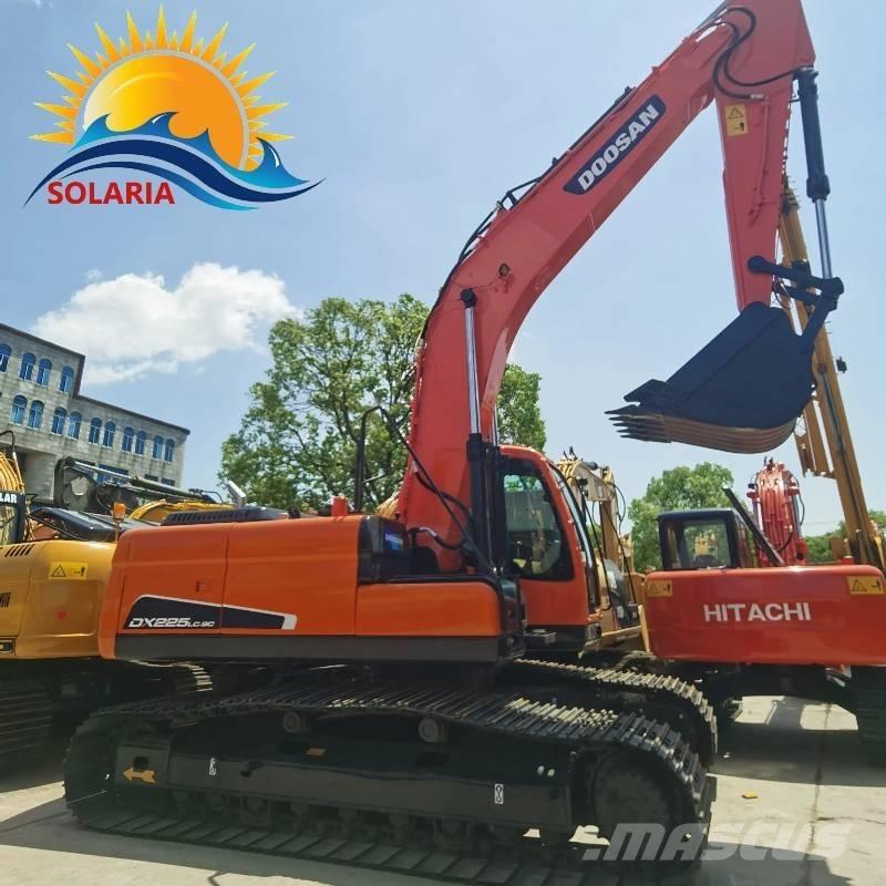 Doosan DX 225 LC 대형 굴삭기 29톤 이상
