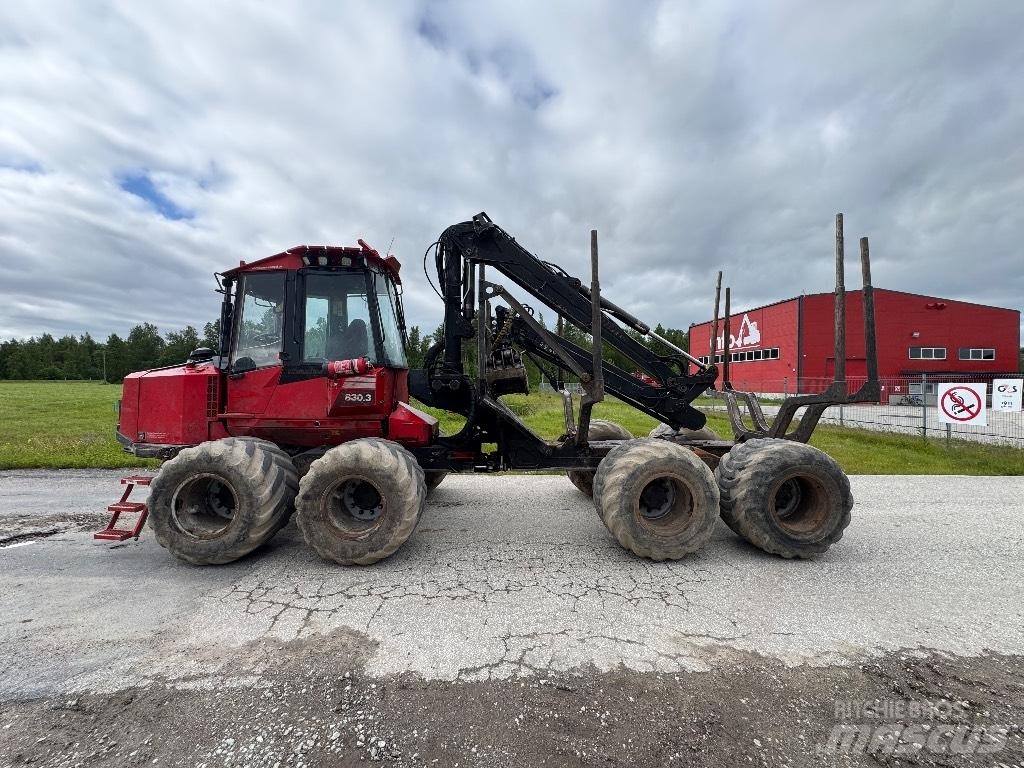 Komatsu 830.3 원목 포워더