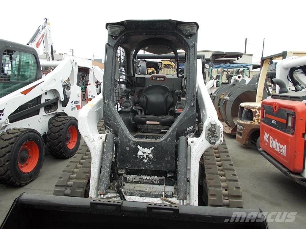 Bobcat T76  스키드로더