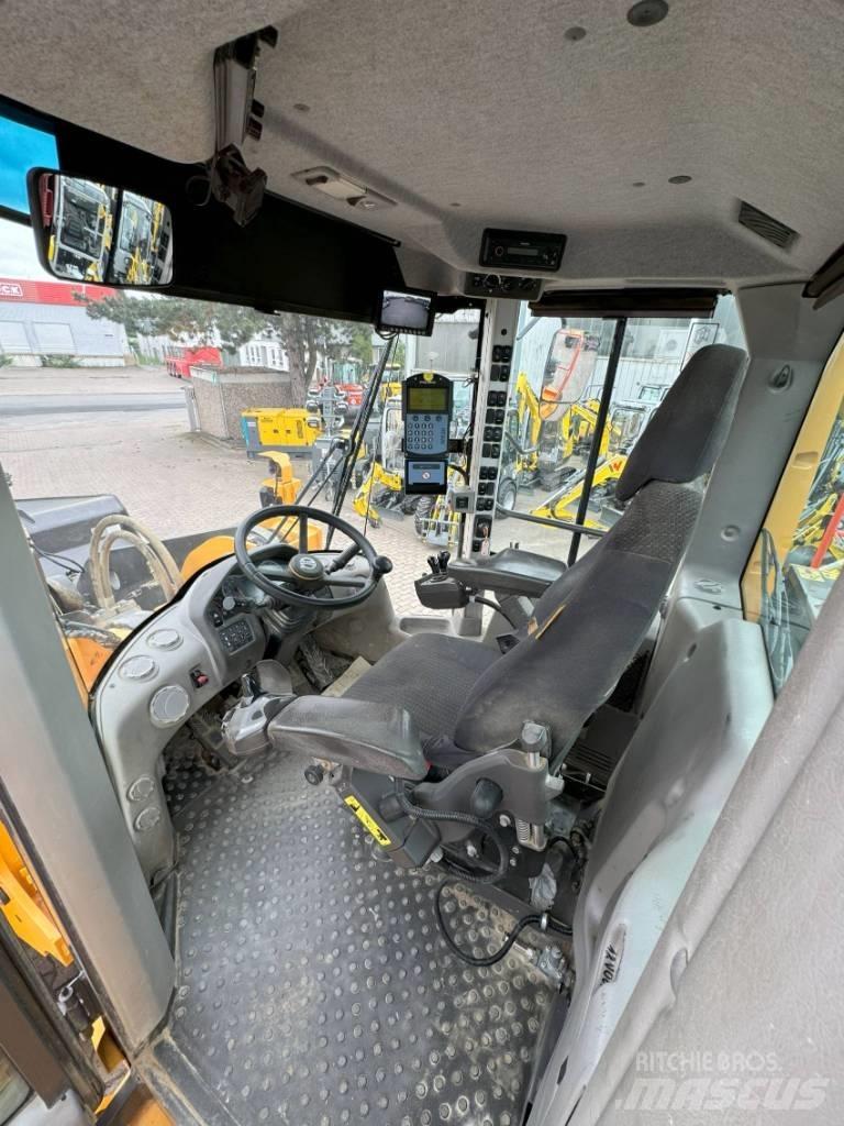 Volvo L150H  휠로우더