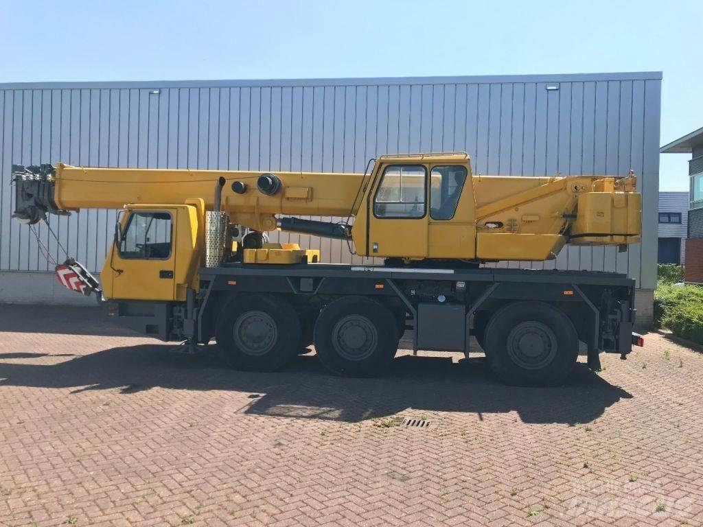 Grove GMK 3050 A/T 크레인