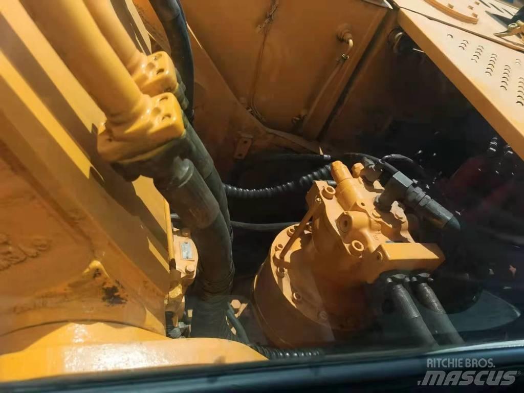 Hyundai 210-7  휠 굴삭기