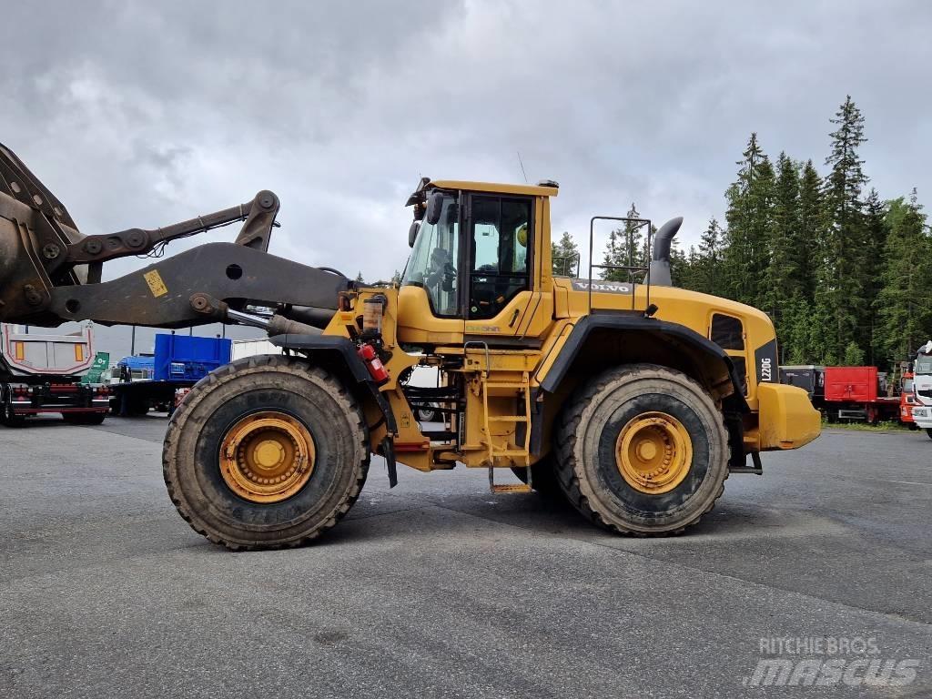 Volvo L 220 G  휠로우더