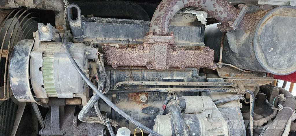 Takeuchi TB 175W 중형굴삭기 7톤-28톤