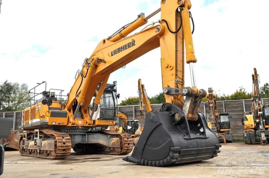 Liebherr 964 대형 굴삭기 29톤 이상