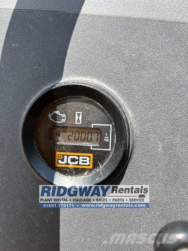 JCB 131 XLC 대형 굴삭기 29톤 이상