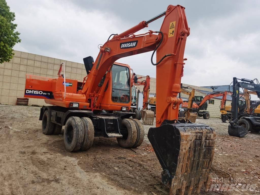 Doosan DH 150 W-7  휠 굴삭기
