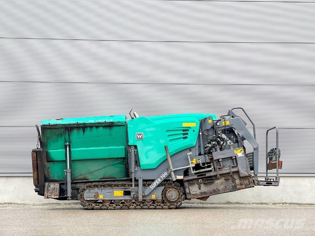 Vögele SUPER 700-3i 아스팔트 포장장비