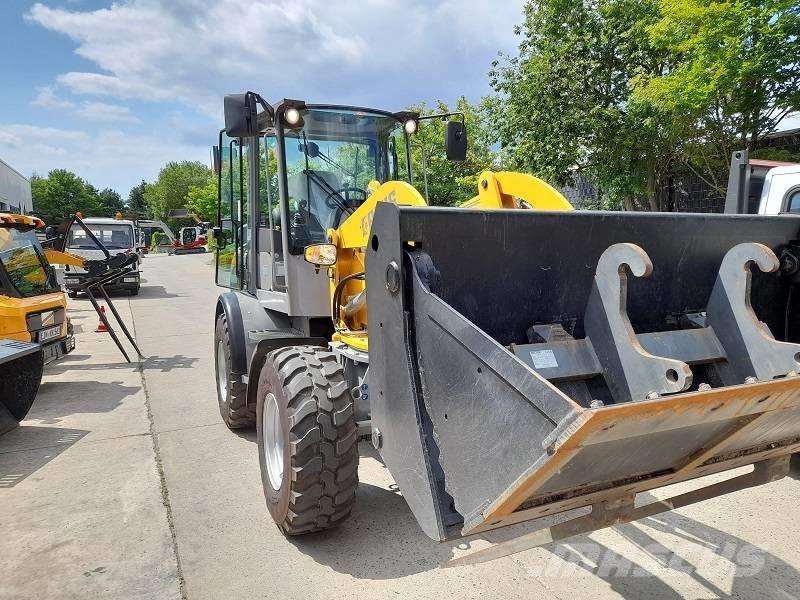 Paus SL 9075  휠로우더