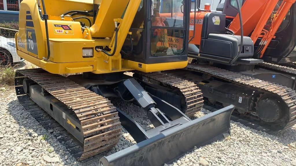 Komatsu PC 70-8 대형 굴삭기 29톤 이상
