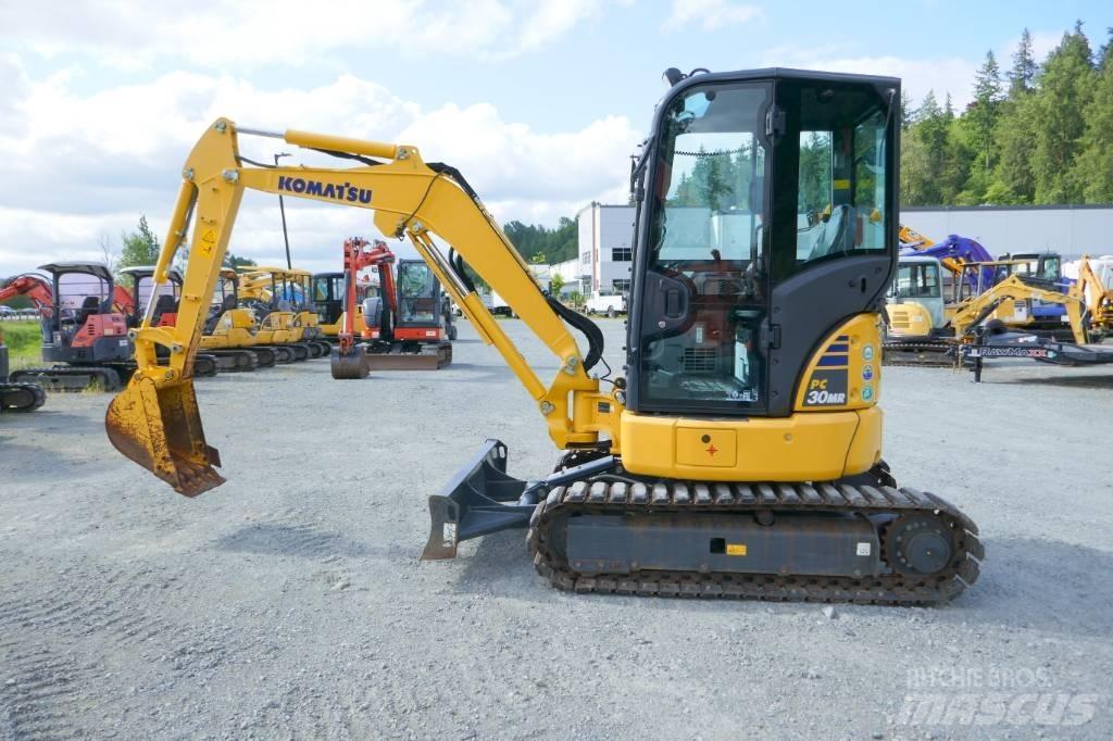 Komatsu PC30MR-5 소형 굴삭기 7톤 미만