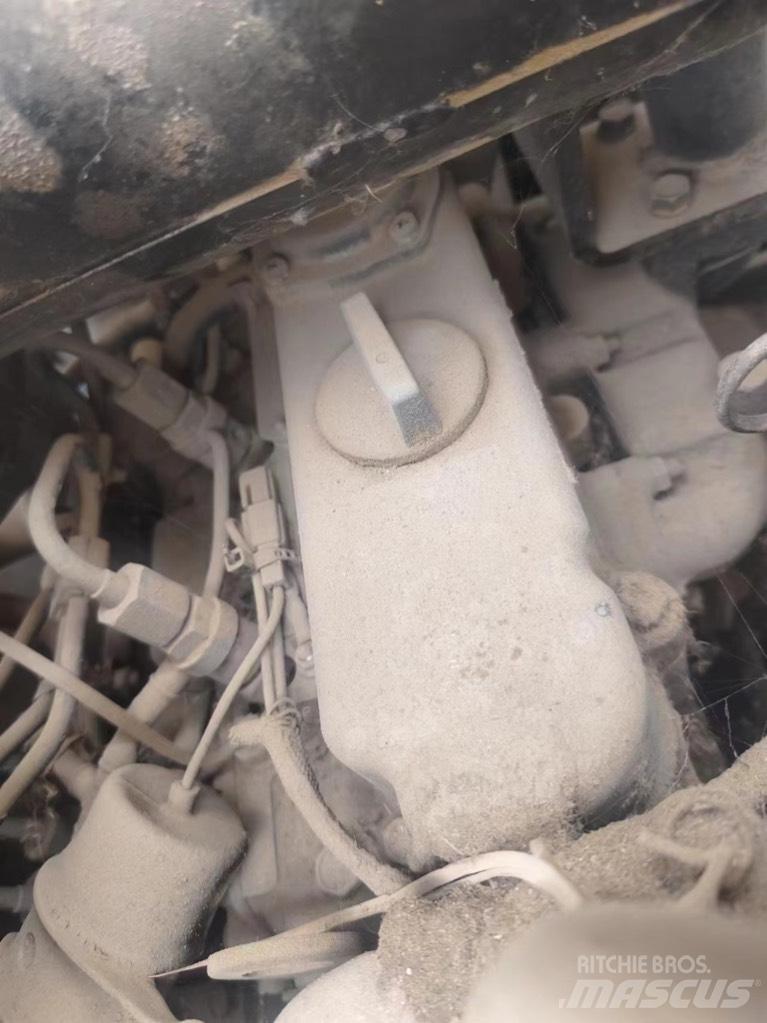 Bobcat MT 55 궤도식 로우더