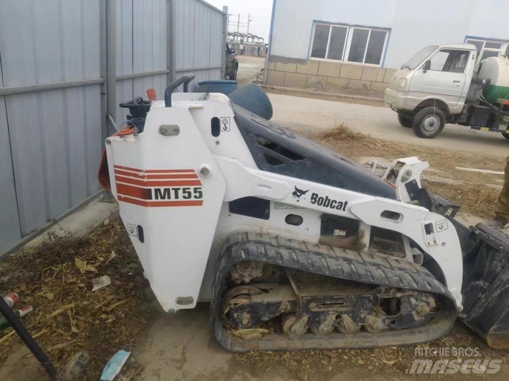 Bobcat MT 55 궤도식 로우더
