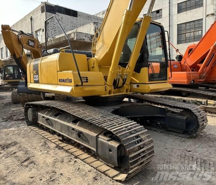 Komatsu PC 220 대형 굴삭기 29톤 이상