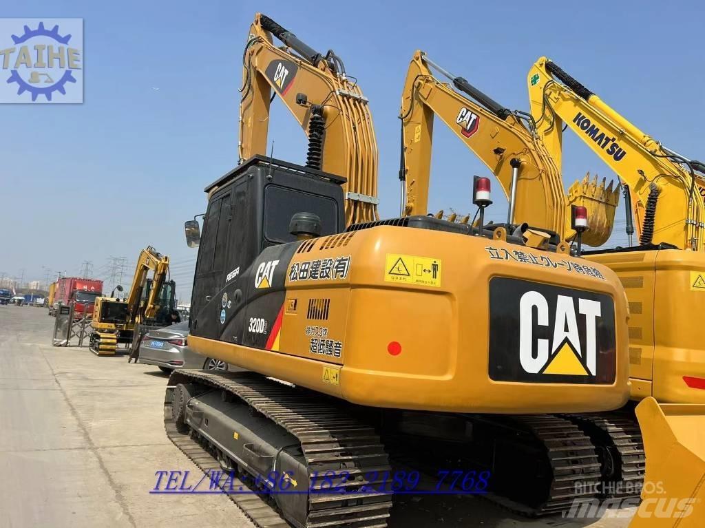 CAT 320D 대형 굴삭기 29톤 이상