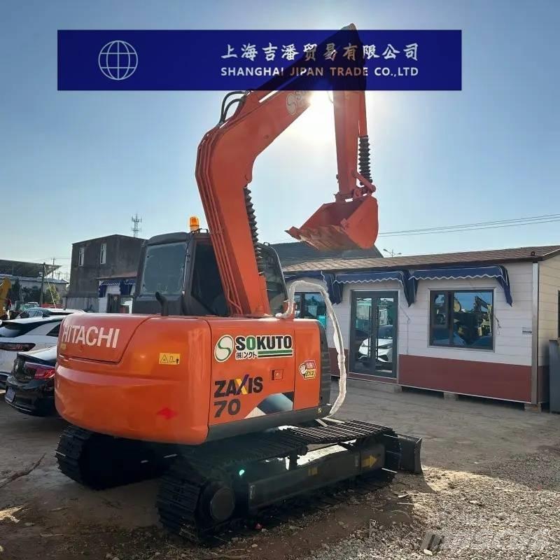 Hitachi ZX 70 소형 굴삭기 7톤 미만
