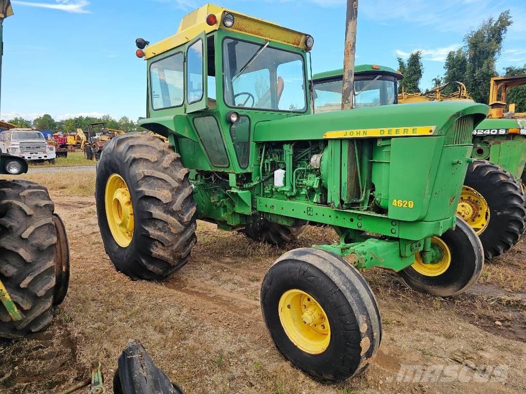 John Deere 4620 트랙터