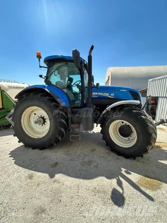 New Holland T7250 트랙터