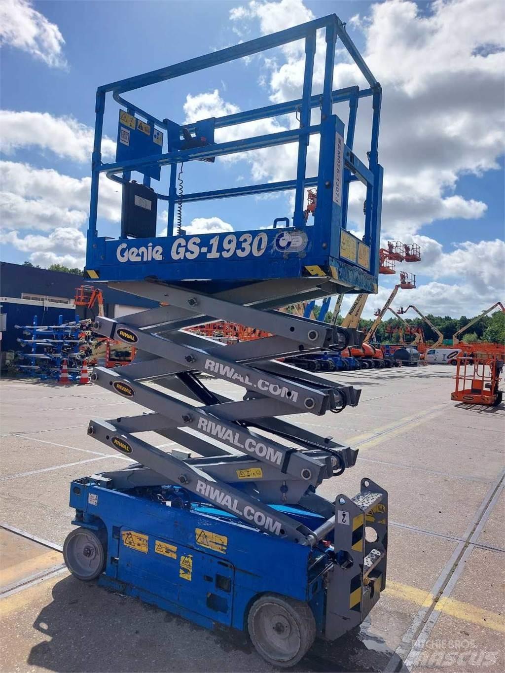 Genie GS1930 가위형 리프트