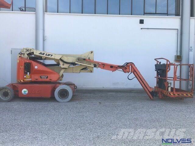 JLG E400AJPn 관절형 전동이동 리프트