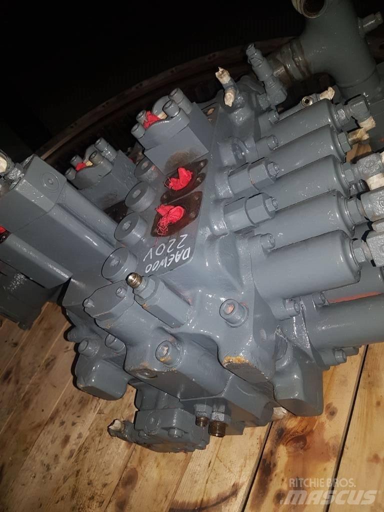 Daewoo DX28-71 유압식 기계
