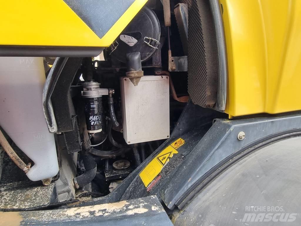 Komatsu WA 80-5  휠로우더