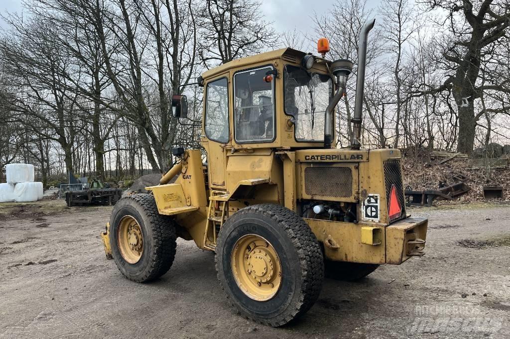 CAT 910  휠로우더