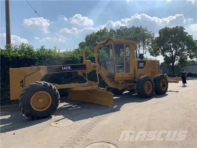 CAT 140K 그레이더