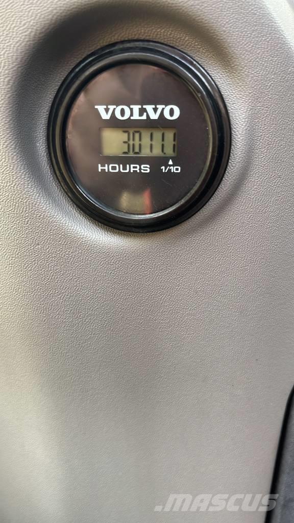 Volvo EWR 150 E  휠 굴삭기