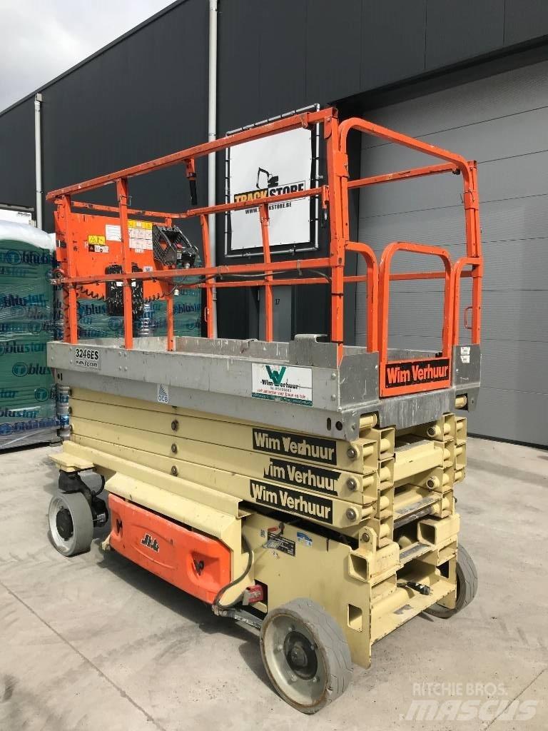 JLG 3246 ES 가위형 리프트