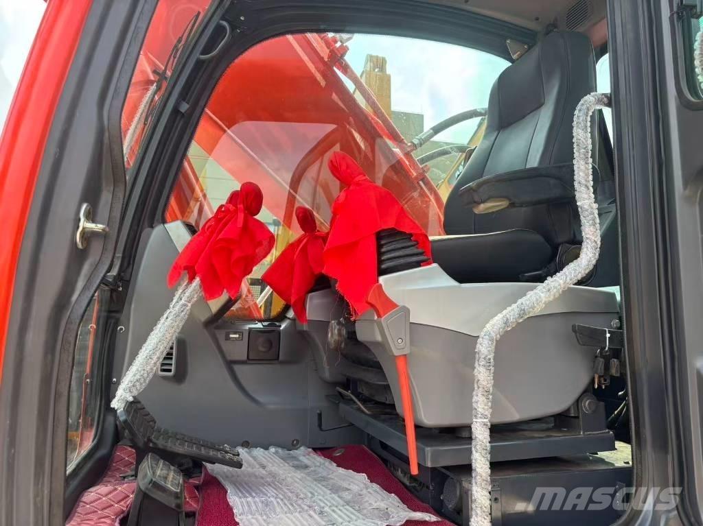 Doosan 225 LC 대형 굴삭기 29톤 이상