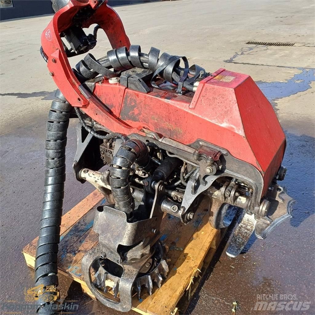 Komatsu C124 하비스터 헤드