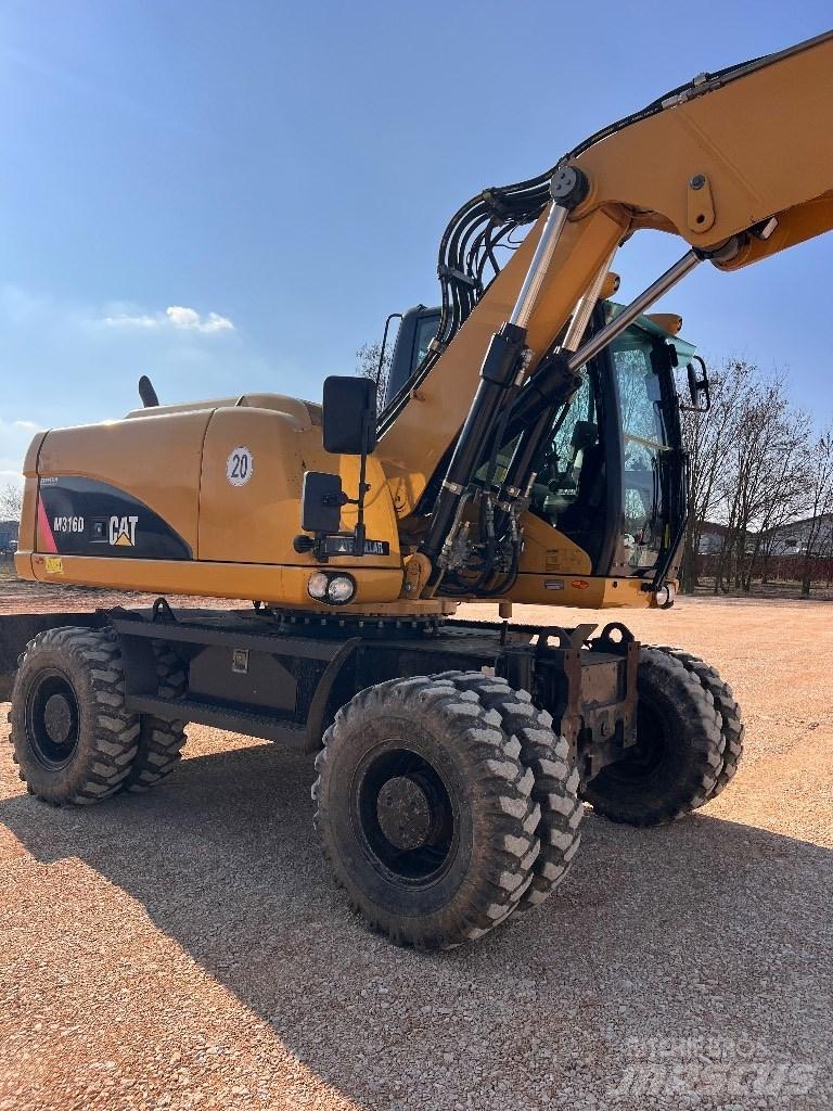 CAT 316D  휠 굴삭기