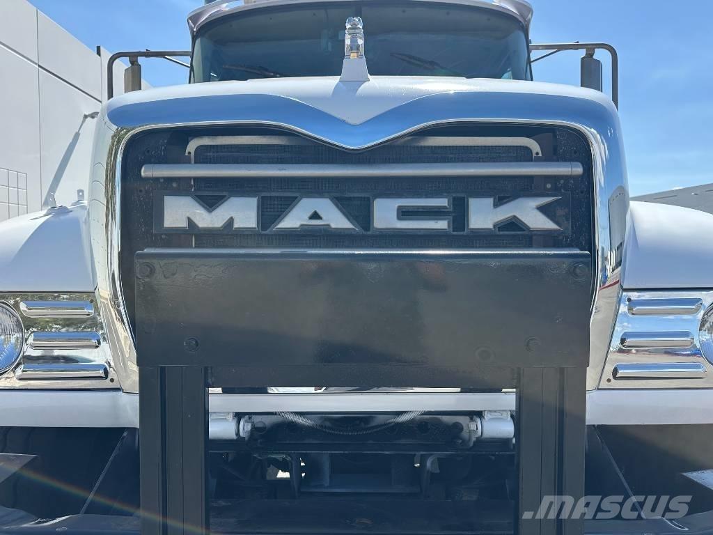 Mack CV 713 케이블 리프트 탈착식 트럭