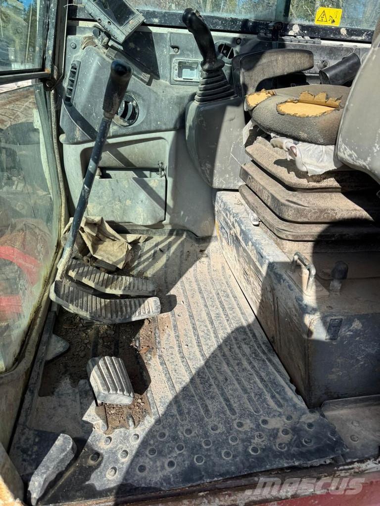 Takeuchi TB260 소형 굴삭기 7톤 미만