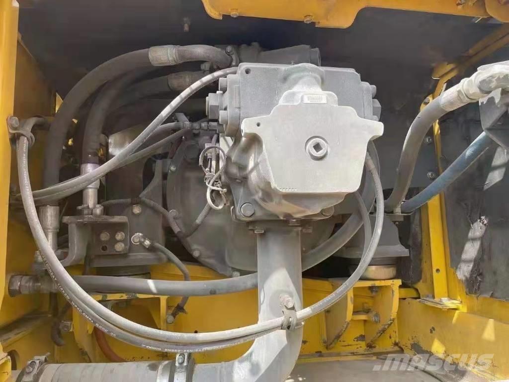 Komatsu PC 360-7 대형 굴삭기 29톤 이상