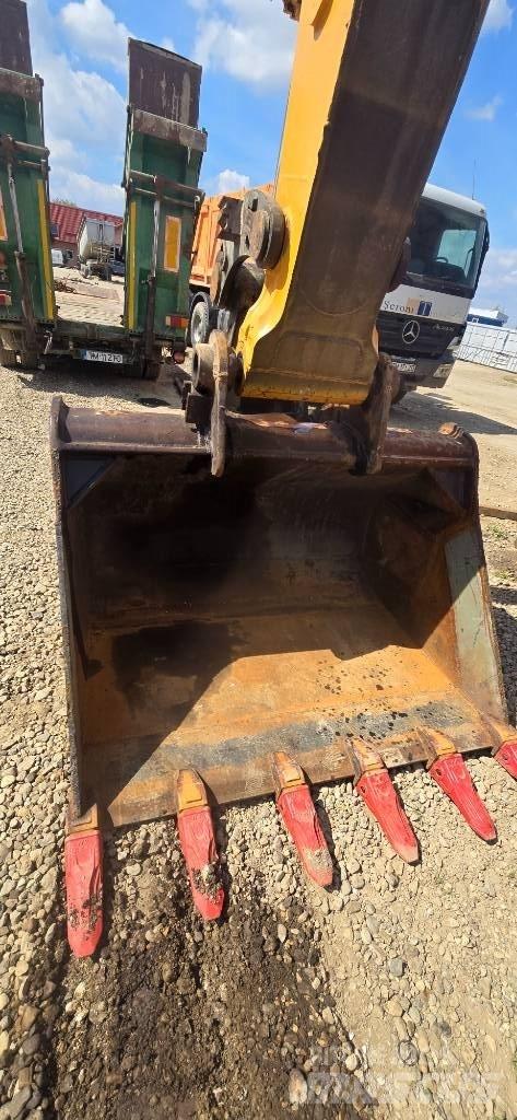 Liebherr R 934 HD S 대형 굴삭기 29톤 이상