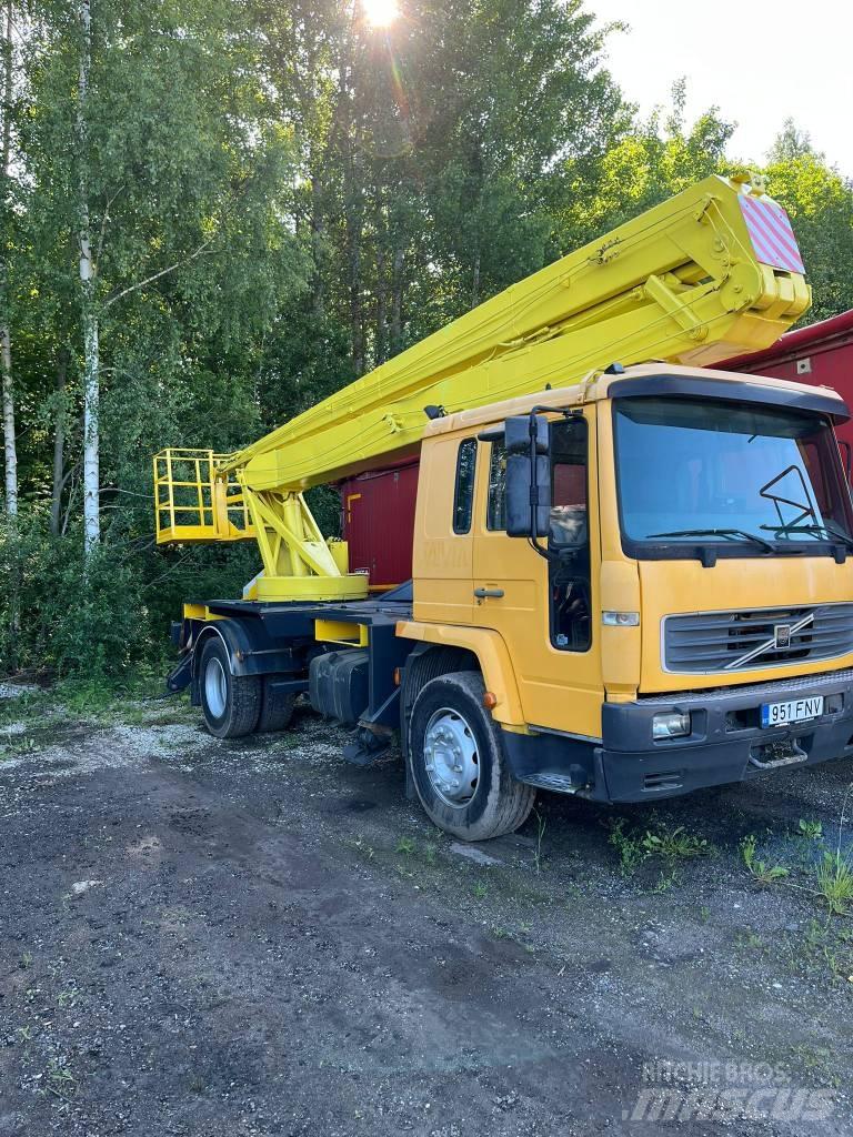 Volvo FL 6 트럭 탑재 고소작업대