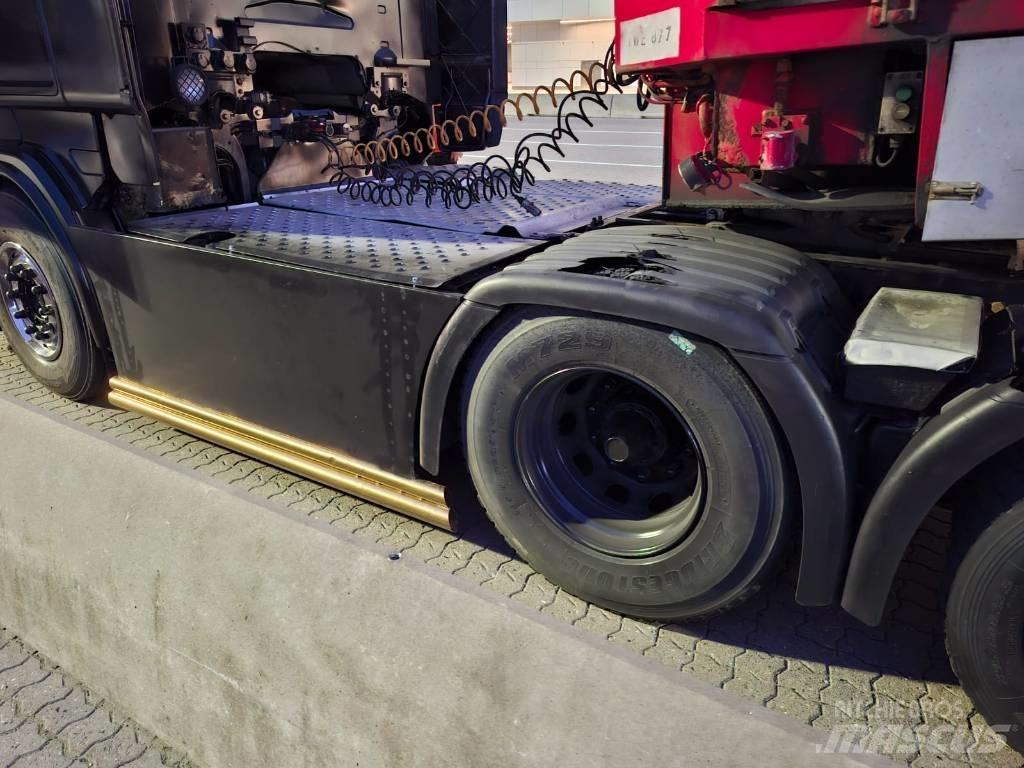 Scania R 560 트랙터 유닛