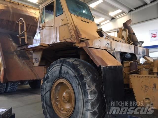 CAT 773 B 초대형 덤프 트럭