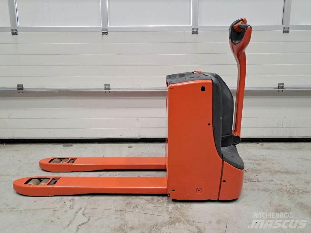 Linde T16 경량 리프터