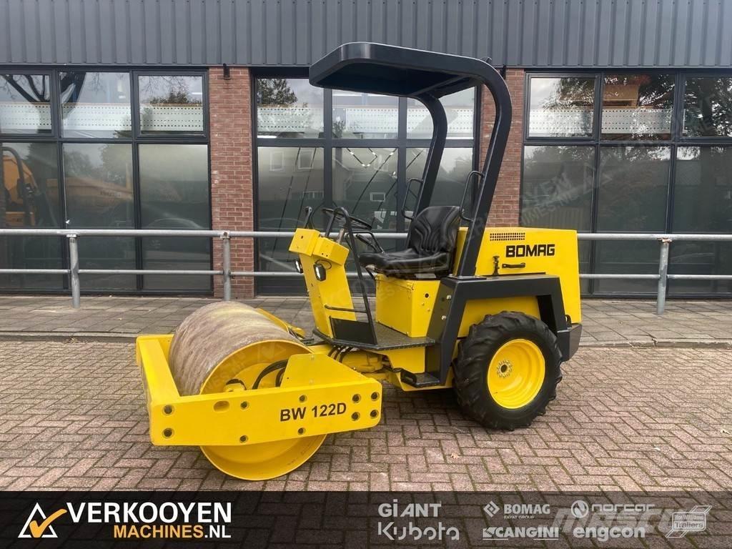 Bomag BW122D 기타 롤러